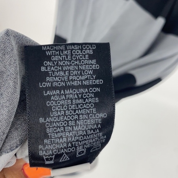 NORMA KAMALI Wide Stripe Shift Dress - Picture 10 of 14